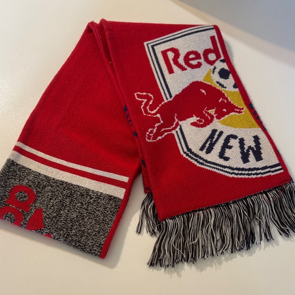 Adidas Red Bull New‎ York Scarf - Picture 6 of 6